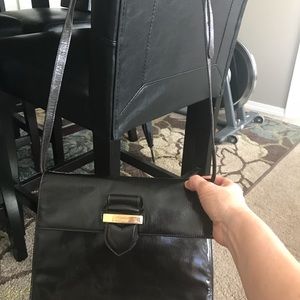 SALVTORE FERRAGAMO CROSS BODY